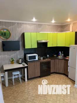 Студия квартира, посуточно, 28м2, 13/19 этаж