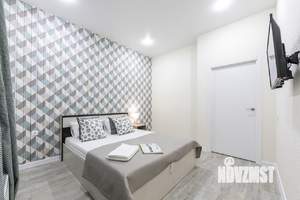 1-к квартира, посуточно, 50м2, 1/1 этаж