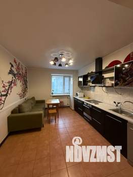 1-к квартира, посуточно, 54м2, 3/9 этаж