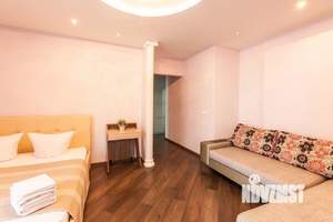 1-к квартира, посуточно, 50м2, 1/1 этаж