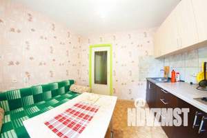 1-к квартира, посуточно, 33м2, 1/9 этаж