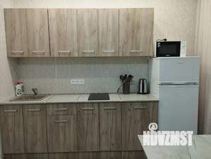 1-к квартира, посуточно, 35м2, 8/16 этаж