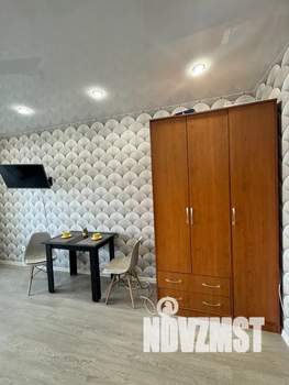 Студия квартира, посуточно, 33м2, 1/17 этаж