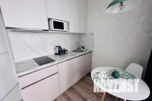 1-к квартира, посуточно, 30м2, 21/22 этаж