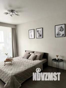 Студия квартира, посуточно, 33м2, 3/17 этаж