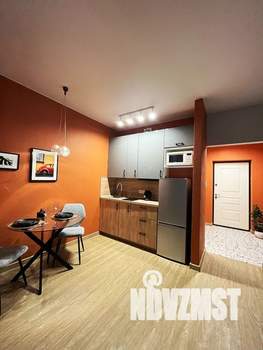 Студия квартира, посуточно, 35м2, 3/9 этаж