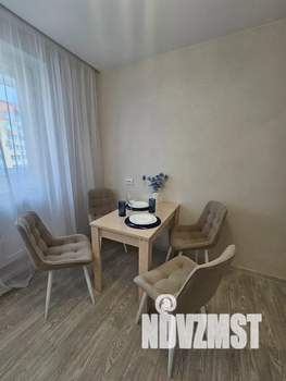 1-к квартира, посуточно, 42м2, 6/9 этаж