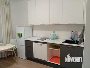 1-к квартира, посуточно, 31м2, 4/17 этаж