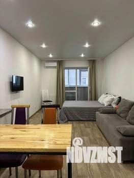 1-к квартира, посуточно, 37м2, 1/1 этаж