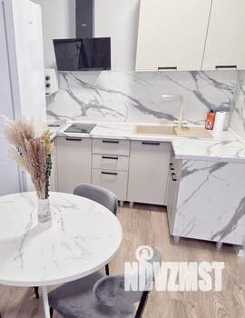 2-к квартира, посуточно, 40м2, 18/22 этаж