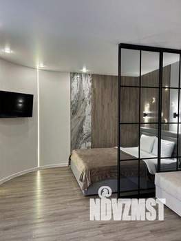 1-к квартира, посуточно, 37м2, 1/1 этаж