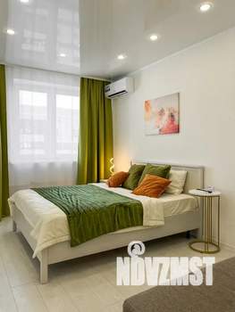 1-к квартира, посуточно, 35м2, 16/19 этаж