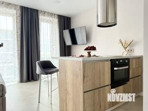 Студия квартира, посуточно, 35м2, 16/21 этаж