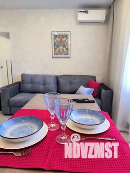 1-к квартира, посуточно, 35м2, 8/16 этаж