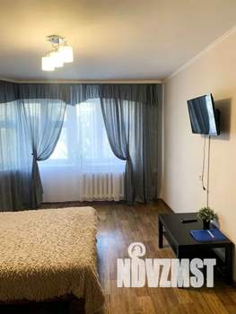 1-к квартира, посуточно, 45м2, 2/10 этаж