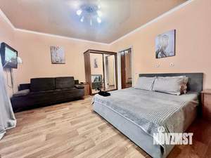 Студия квартира, посуточно, 38м2, 7/20 этаж