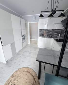 1-к квартира, на длительный срок, 40м2, 3/18 этаж