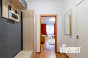 Студия квартира, посуточно, 35м2, 9/13 этаж