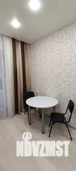 1-к квартира, посуточно, 50м2, 1/10 этаж