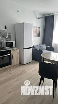 1-к квартира, посуточно, 32м2, 15/16 этаж