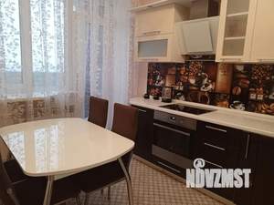 1-к квартира, посуточно, 38м2, 10/13 этаж