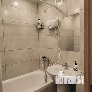 Студия квартира, посуточно, 17м2, 1/9 этаж