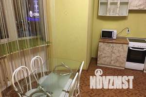 1-к квартира, посуточно, 52м2, 9/13 этаж