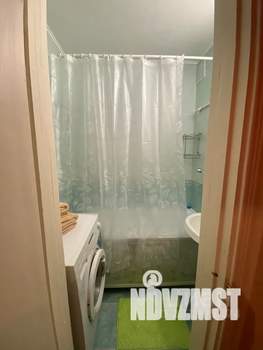 1-к квартира, посуточно, 35м2, 4/10 этаж
