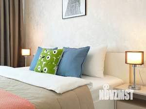 1-к квартира, посуточно, 40м2, 13/23 этаж