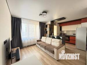 Студия квартира, посуточно, 37м2, 13/19 этаж