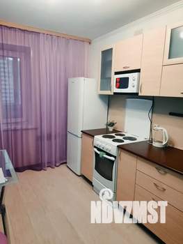 1-к квартира, посуточно, 38м2, 8/9 этаж