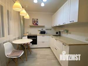 1-к квартира, посуточно, 39м2, 15/16 этаж