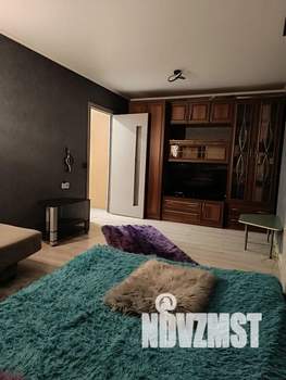 1-к квартира, посуточно, 43м2, 7/9 этаж