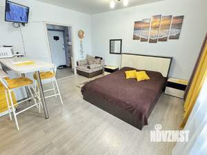 Студия квартира, посуточно, 40м2, 3/19 этаж