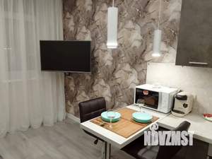 Студия квартира, посуточно, 30м2, 17/19 этаж