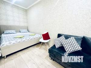 1-к квартира, посуточно, 32м2, 7/19 этаж