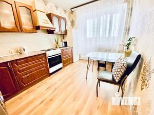 1-к квартира, посуточно, 40м2, 3/9 этаж