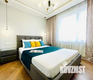1-к квартира, посуточно, 35м2, 6/18 этаж