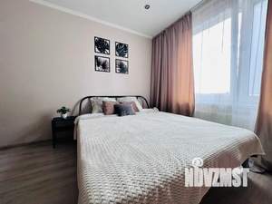 1-к квартира, посуточно, 40м2, 9/18 этаж