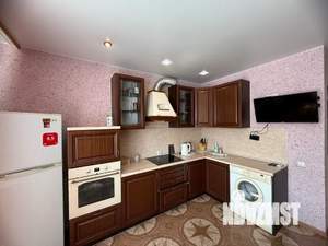 1-к квартира, посуточно, 40м2, 11/16 этаж