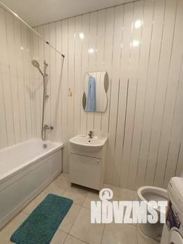 Студия квартира, посуточно, 35м2, 6/10 этаж