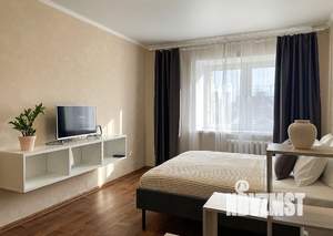 1-к квартира, посуточно, 48м2, 1/1 этаж