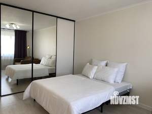 1-к квартира, посуточно, 40м2, 15/16 этаж