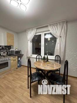 2-к квартира, посуточно, 57м2, 1/1 этаж