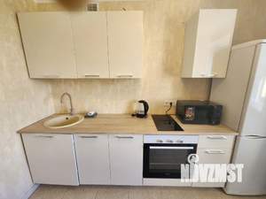 1-к квартира, посуточно, 35м2, 6/10 этаж