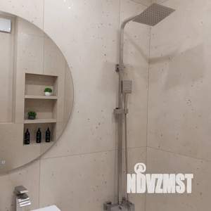 2-к квартира, посуточно, 38м2, 18/23 этаж