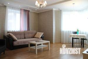 3-к квартира, посуточно, 80м2, 1/1 этаж