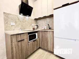 1-к квартира, посуточно, 35м2, 4/16 этаж