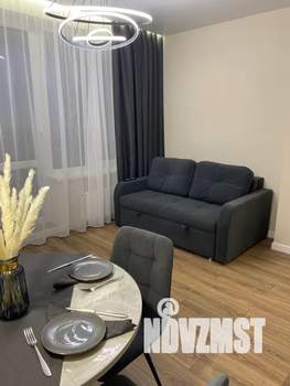 1-к квартира, посуточно, 37м2, 15/21 этаж