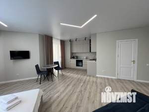 Студия квартира, посуточно, 43м2, 3/14 этаж